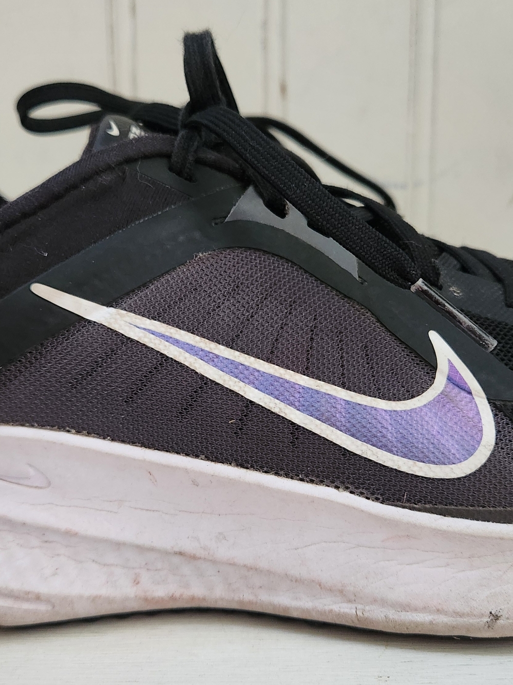 Nike Quest 5 Black Purple Running Athletic Shoes Sneakers Women's Size 8